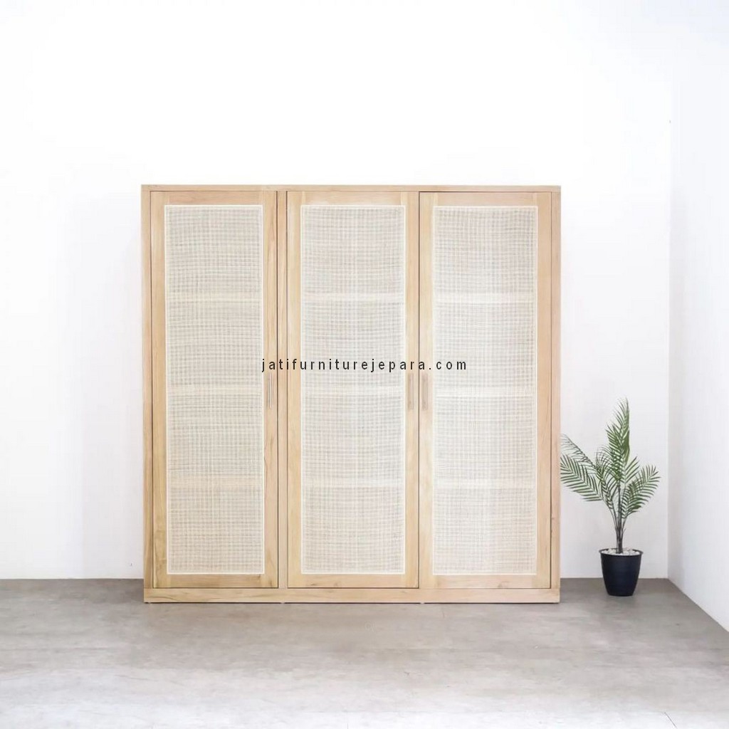 Lemari Pakaian 3 Pintu Minimalis Kayu Jati Kombinasi Rotan JFJ-LMPK 02 (1) Lemari Pakaian 3 Pintu Minimalis Kayu Jati Kombinasi Rotan JFJ-LMPK 02 - Image 1